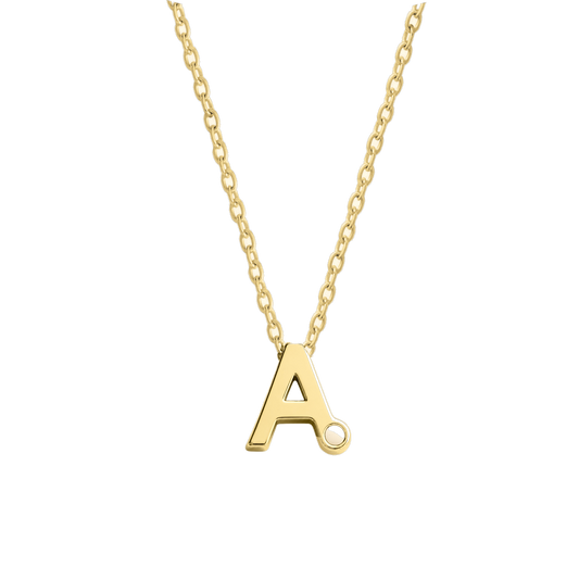 Alix Initialen-Kette in Gelbgold, Buchstabe A mit kleinem rundem Muttermilchstein am Fuß, an feiner Ankerkette