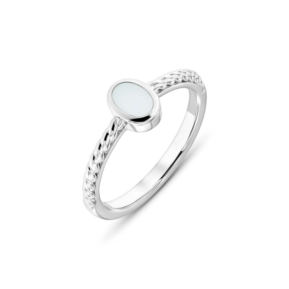 Silberner Ring mit ovaler Muttermilch-Kunstharzfläche und geflochtenem Design.