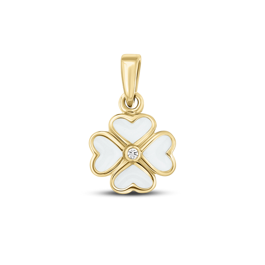 Goldener Anhänger in Form eines vierblättrigen Kleeblatts mit einer weißen Muttermilch-Kunstharzfläche und einem kleinen, funkelnden Stein in der Mitte.